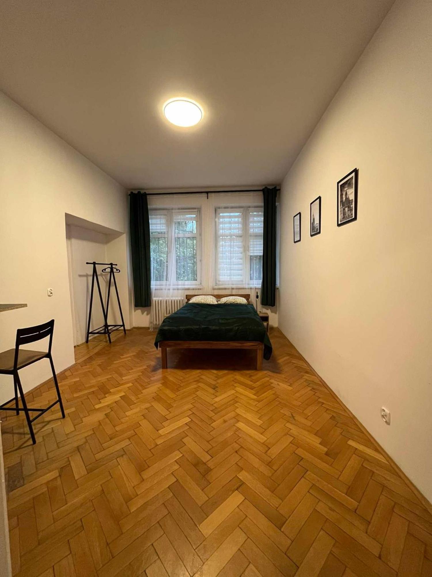 קרקוב Krowoderska Lovely Room מראה חיצוני תמונה